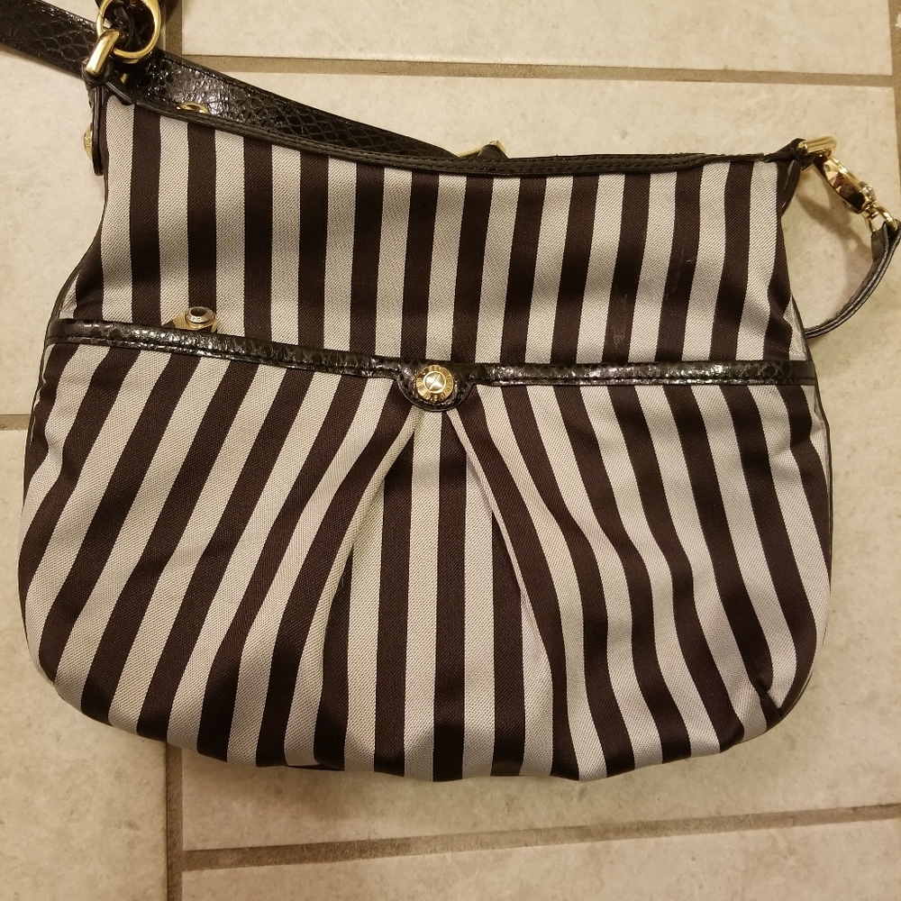 Henri Bendel crossbody purse
